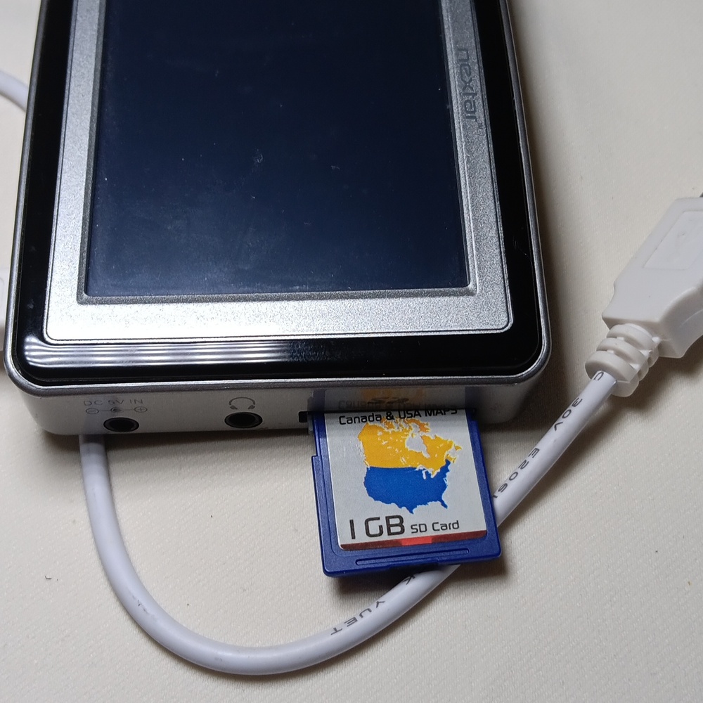 Nextar Silver GPS Navigation Device - Picture 8 of 8